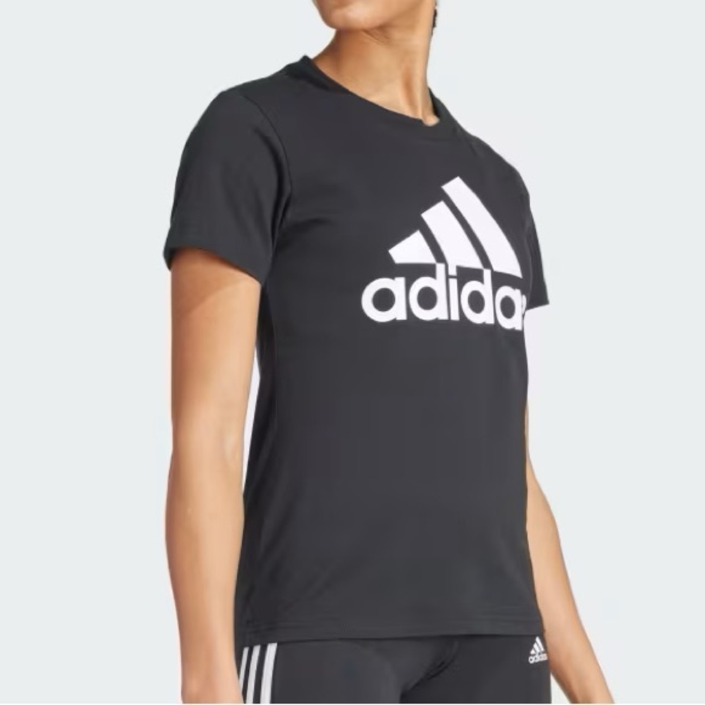 Women’s Black adidas “the Go To” T Shirt Size M